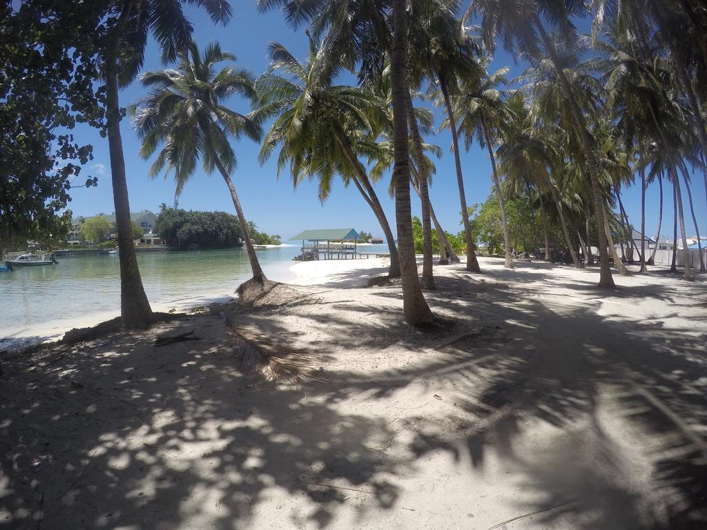 Maldives Seashine Hotel Huraa Kültér fotó