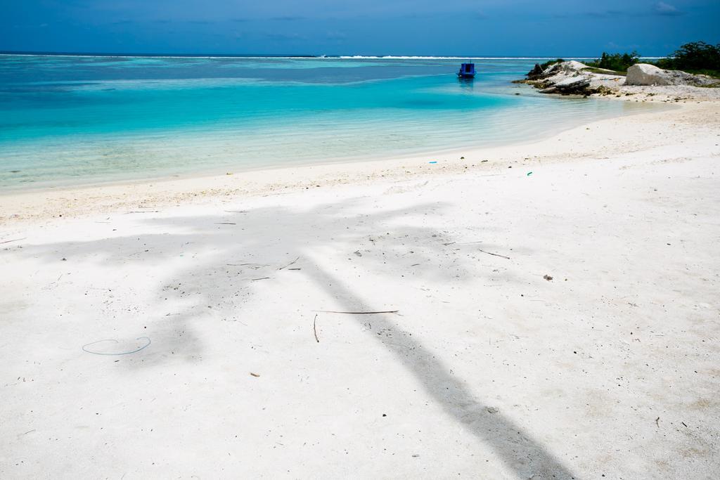 Maldives Seashine Hotel Huraa Kültér fotó