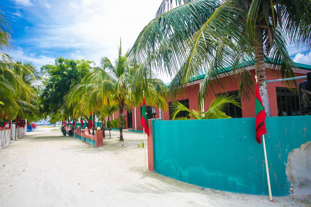 Maldives Seashine Hotel Huraa Kültér fotó